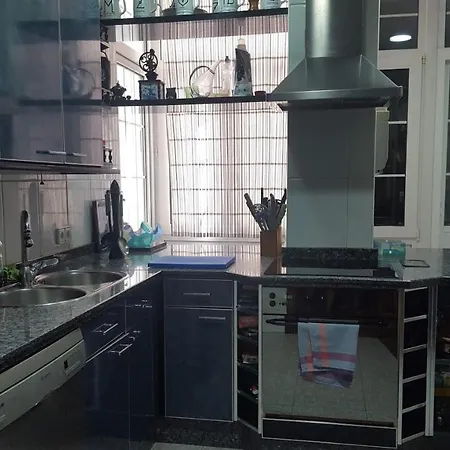 Ideal Familas Apartment *